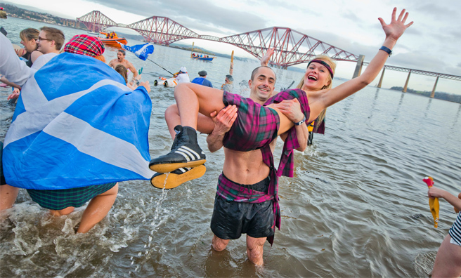 loony-dook-2015-take-the-plunge-the-scots-magazine