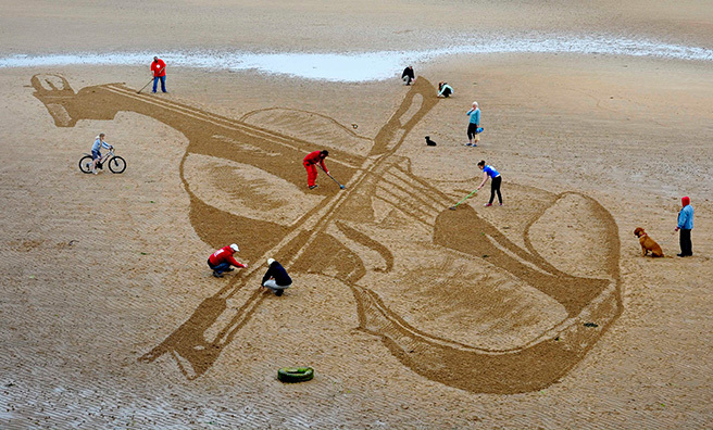 Sculptures in the Sand - The Scots Magazine